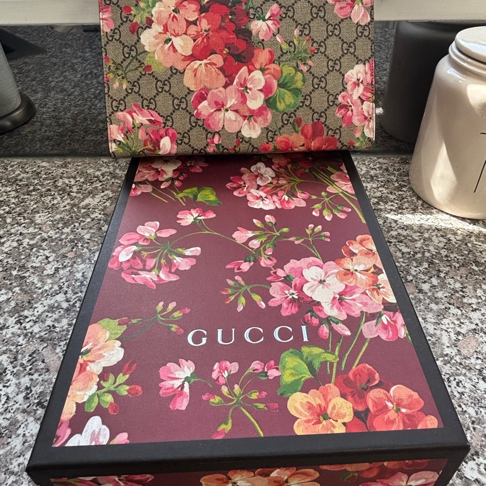 Gucci Pink and Brown Leather Zip Pouch